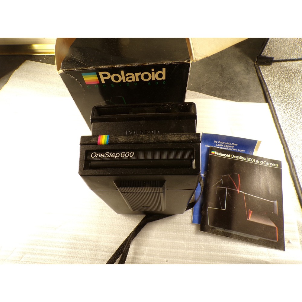 Polaroid OneStep 600 Instant Land Camera Vintage Black with Box and Manual